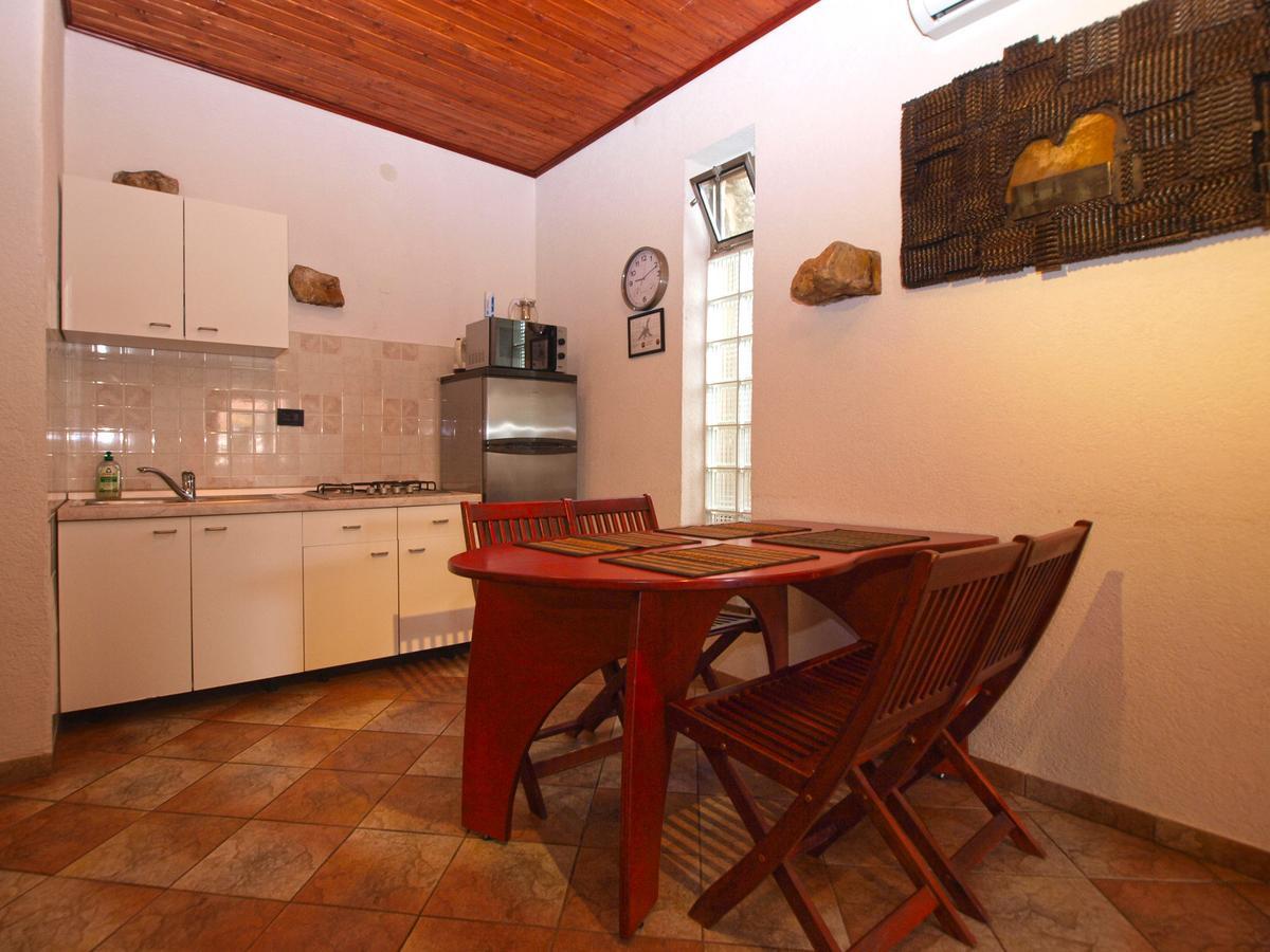 Apartments Nenad 1720 Premantura Εξωτερικό φωτογραφία