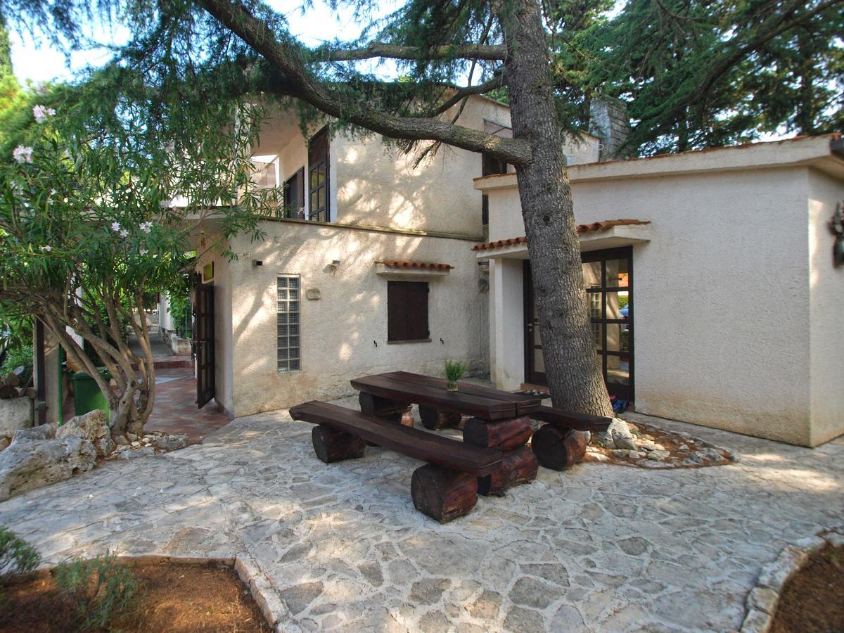 Apartments Nenad 1720 Premantura Εξωτερικό φωτογραφία
