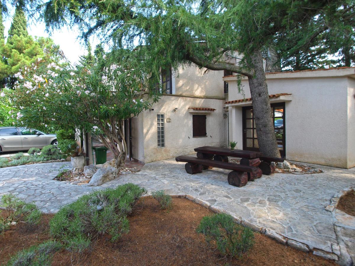 Apartments Nenad 1720 Premantura Εξωτερικό φωτογραφία